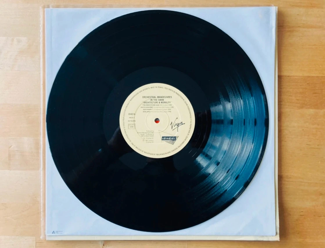 Vinylplaat 33T OMD Architecture & Morality. – photo 3
